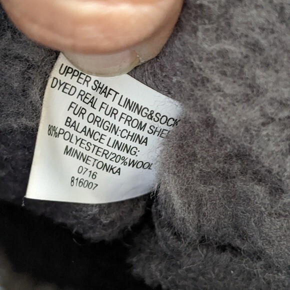 Minnetonka Suede Sheepskin & Wool Olympia Short Boots Gray 8 - Picture 13 of 13